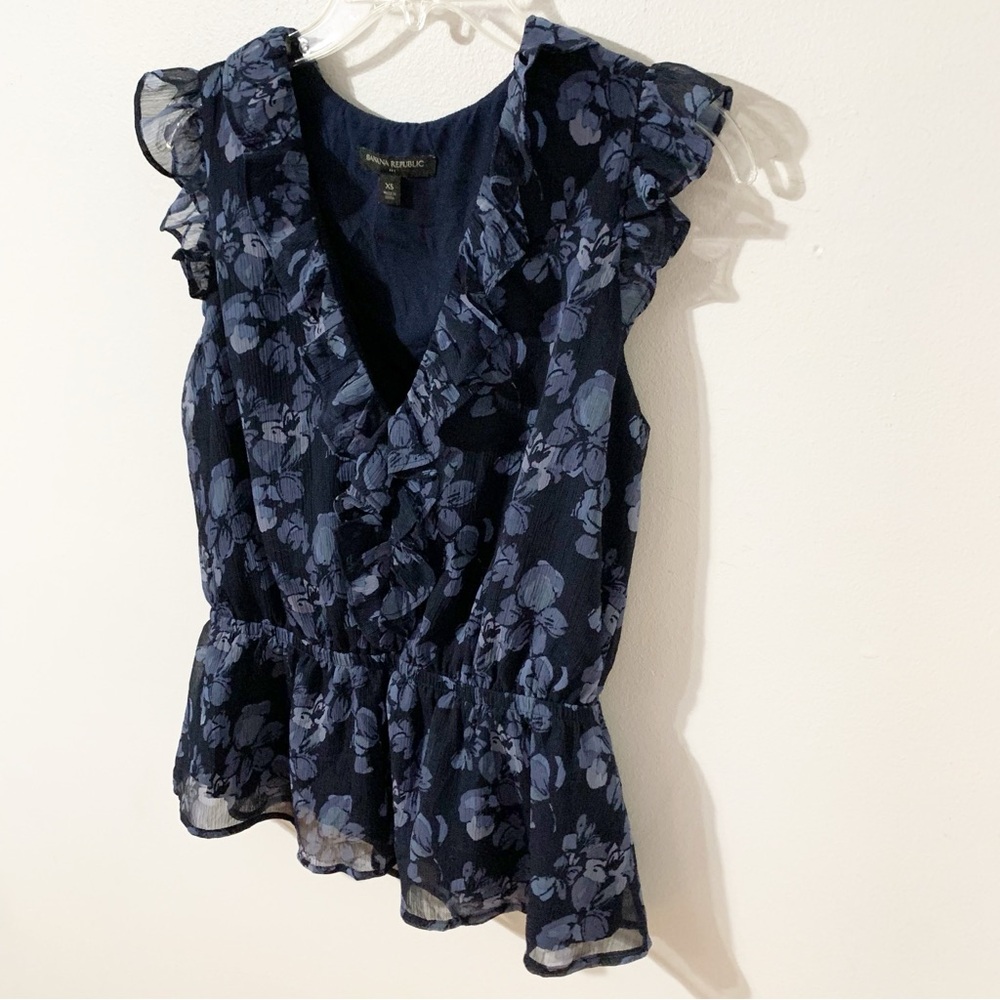 Banana Republic Factory Flutter Sleeve Peplum Blouse Floral Print Ruffled V-neck - Picture 4 of 11